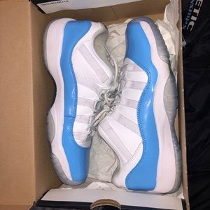 Carolina blue retro 11 low BG.